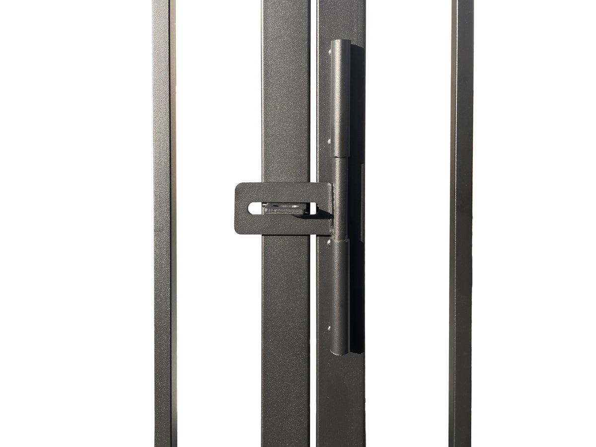20x7ft Heavy-Duty Galvanized Metal Security Gate Deer Design