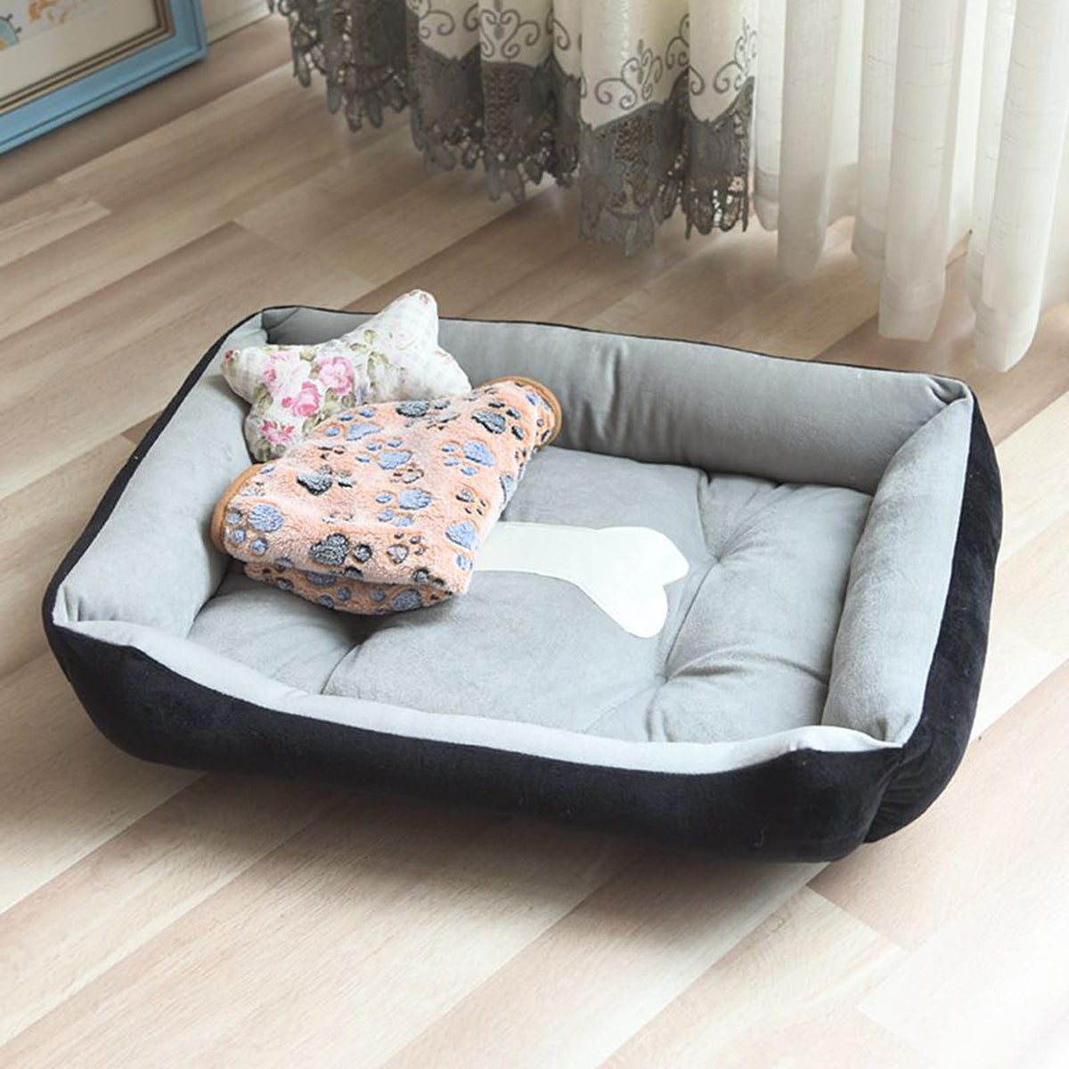 Large Dog Bed Soft Non-Slip Couch with Blanket
