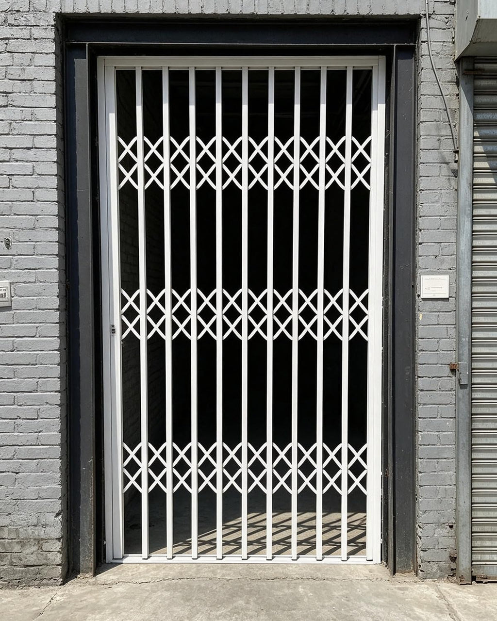 Extendable Burglar-Resistant Ground Floor Window Gate - Secure Your Home with Adjustable Anti-Burglar Protection, Perfect for Safety and Peace of Mind.